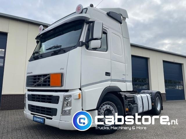 Volvo FH 400 4X2 Euro 5 - VEB+ Brake - Globetrotter - I-Shift - 2 tanks - Bouwjaar 2007 - Km 1.097.798 - Tracteur routier: photos 2 Volvo FH 400 4X2 Euro 5 - VEB+ Brake - Globetrotter - I-Shift - 2 tanks - Bouwjaar 2007 - Km 1.097.798 - Tracteur routier: photos 2