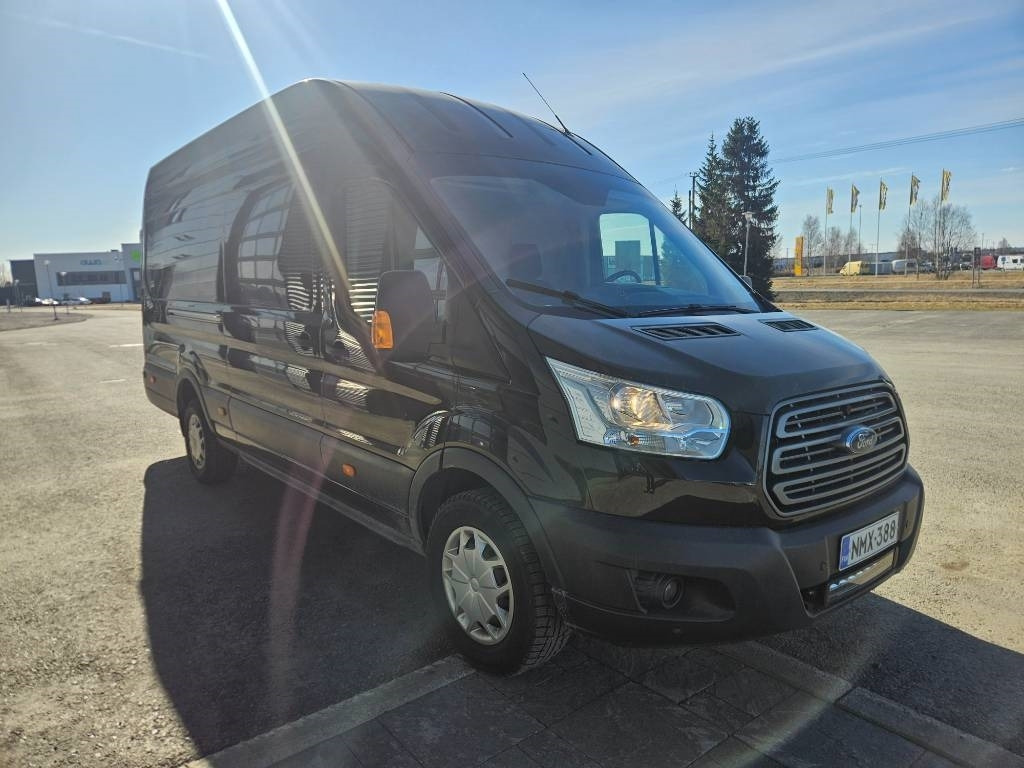 Ford Transit - Fourgon utilitaire: photos 2 Ford Transit - Fourgon utilitaire: photos 2