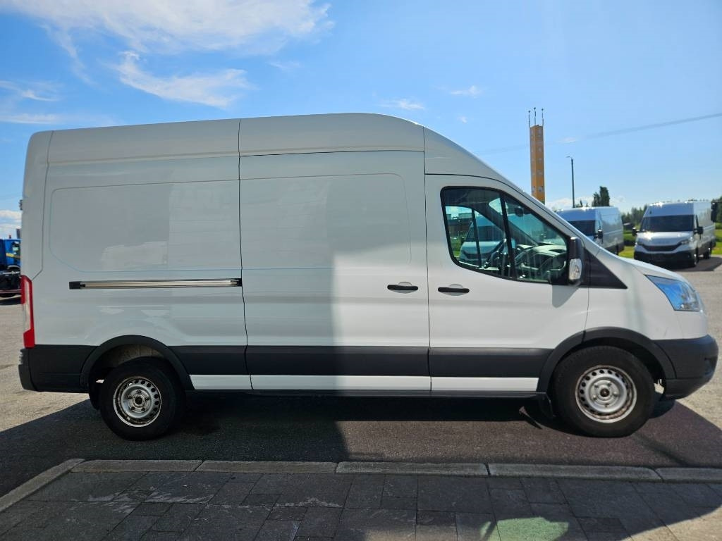 Ford Transit  - Fourgon utilitaire: photos 3 Ford Transit  - Fourgon utilitaire: photos 3