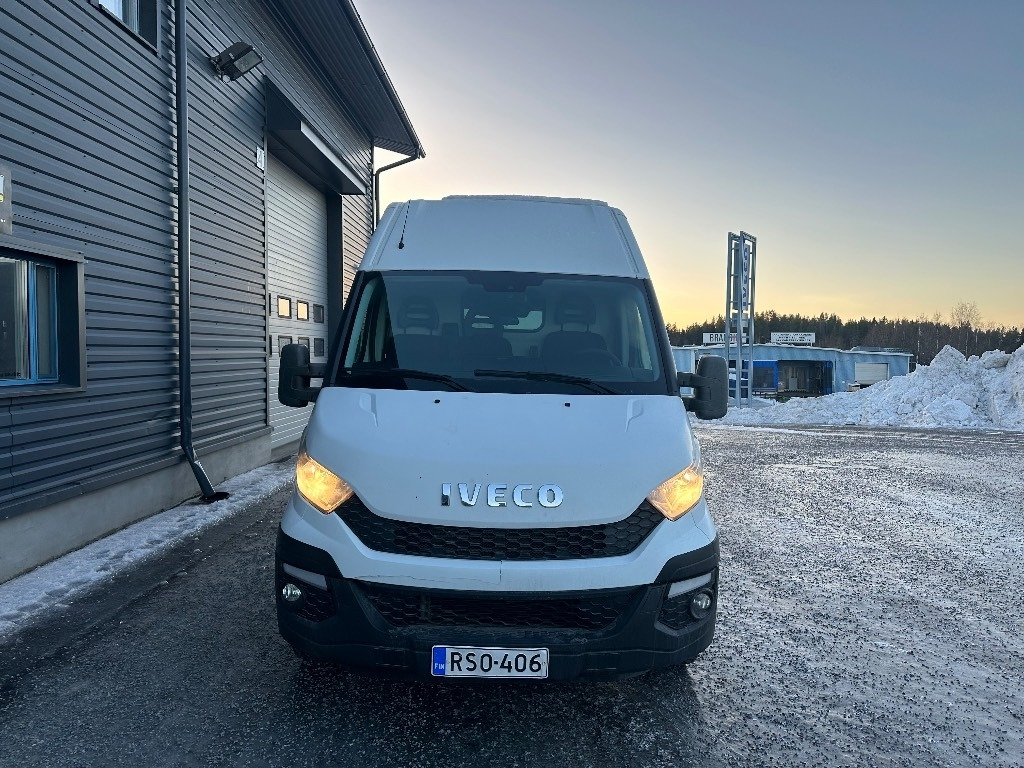 Iveco Daily 35S13 A8 16m3 - Fourgon utilitaire: photos 2 Iveco Daily 35S13 A8 16m3 - Fourgon utilitaire: photos 2