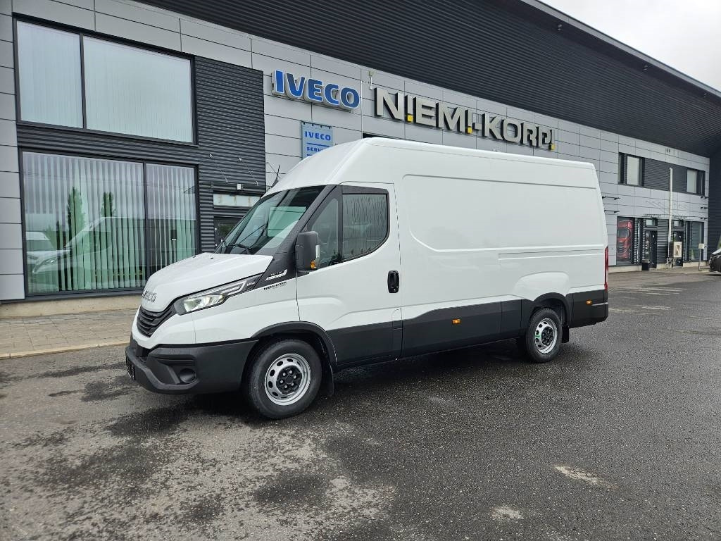 Iveco Daily 35S16A8V 12m3 - Fourgon utilitaire: photos 1 Iveco Daily 35S16A8V 12m3 - Fourgon utilitaire: photos 1