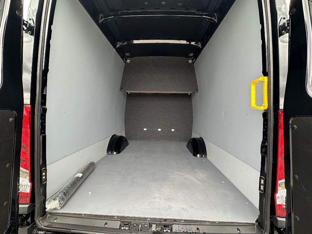 Fourgon utilitaire Iveco Daily 35S18A8 1+4hlö retkeilyauto: photos 19