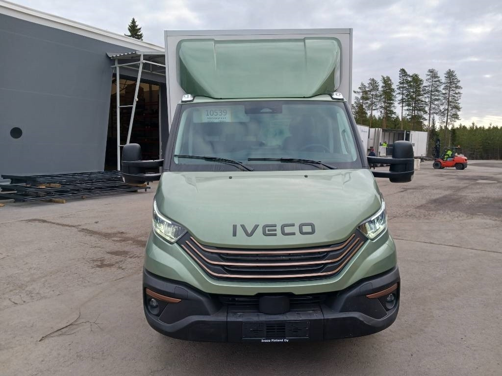Iveco Daily 35S18A8 - Fourgon utilitaire: photos 4 Iveco Daily 35S18A8 - Fourgon utilitaire: photos 4