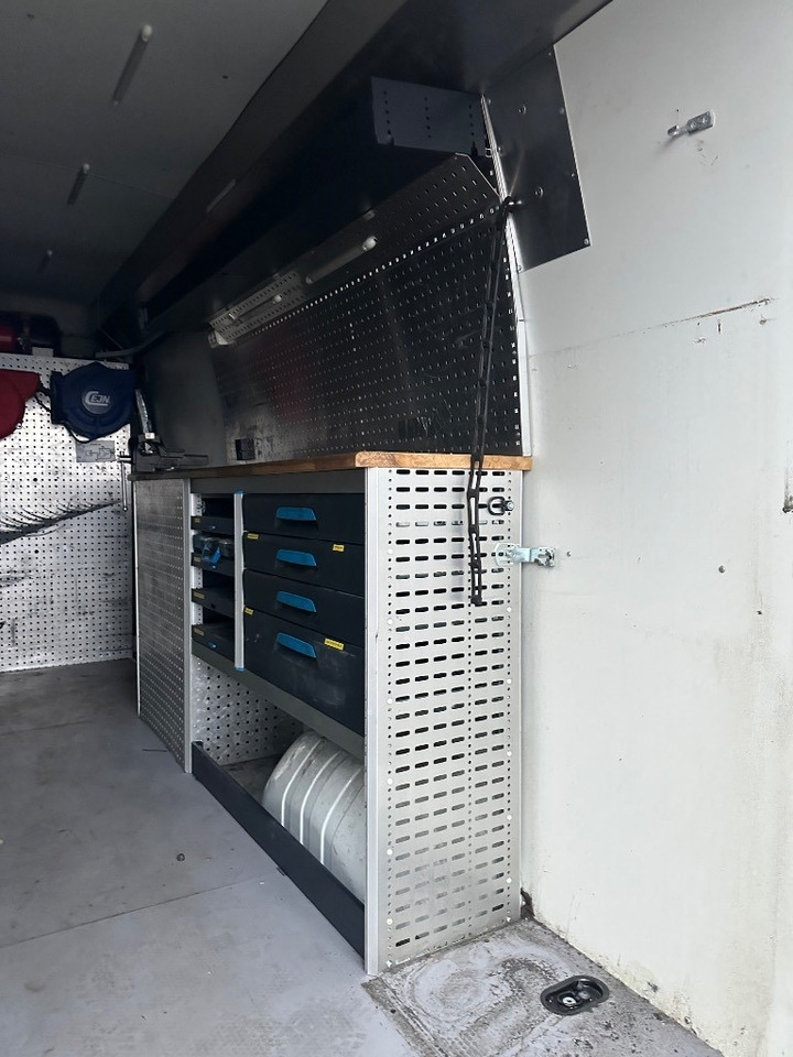 Fourgon utilitaire Renault Master Huoltoauto: photos 9