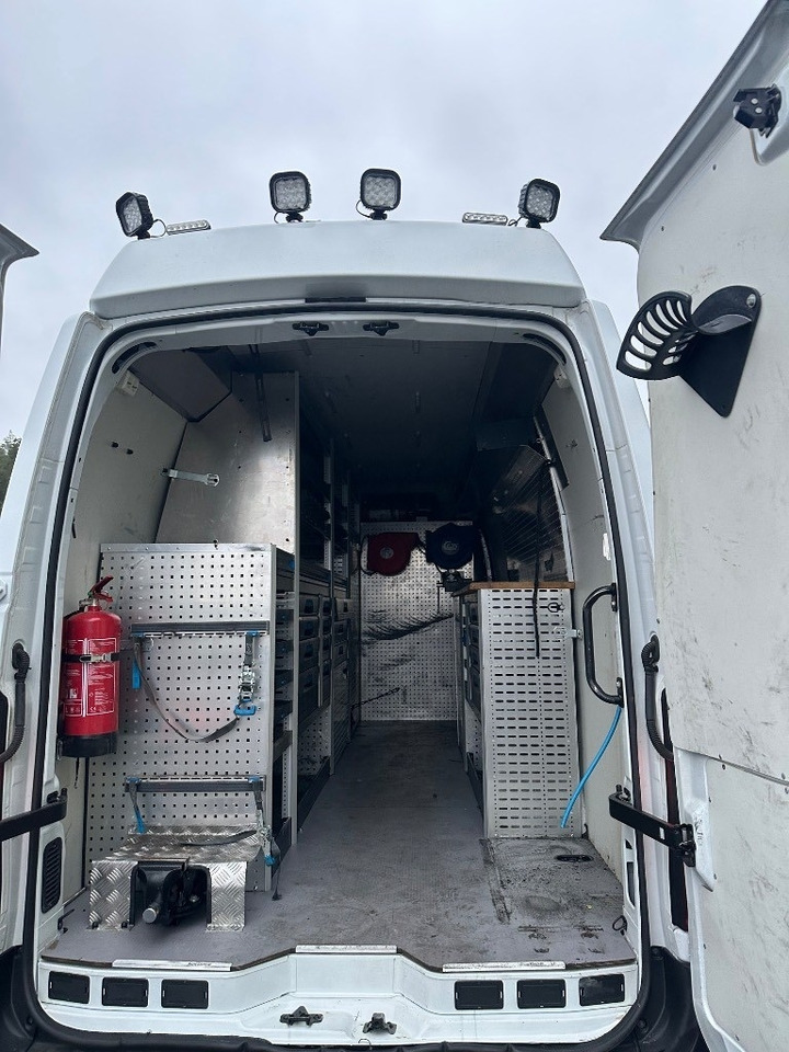 Fourgon utilitaire Renault Master Huoltoauto: photos 7