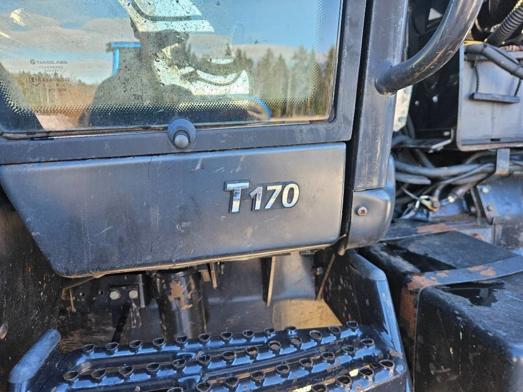 Valtra T 170 - Tracteur agricole: photos 5 Valtra T 170 - Tracteur agricole: photos 5