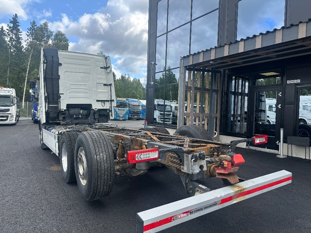 Volvo FH13 540 6x2*4 - Châssis cabine: photos 4 Volvo FH13 540 6x2*4 - Châssis cabine: photos 4