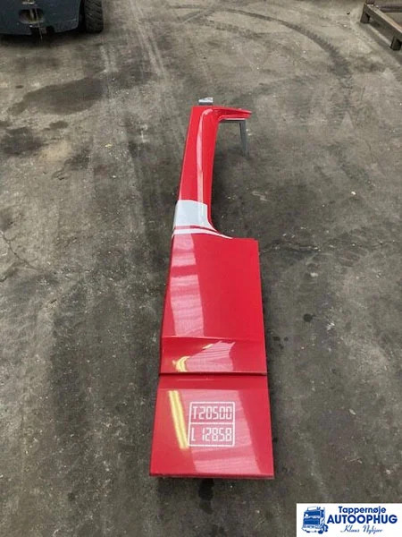 DAF Spoiler – DAF 1836001 - Carrosserie et extérieur pour Camion: photos 1 DAF Spoiler – DAF 1836001 - Carrosserie et extérieur pour Camion: photos 1