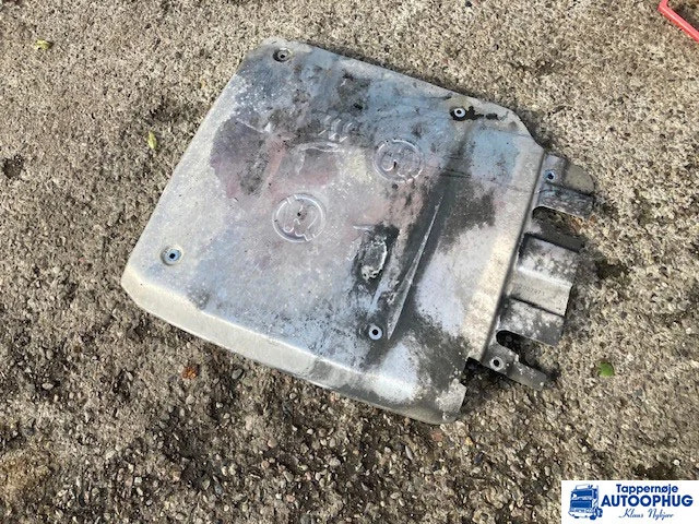 DAF heat shield upper side – DAF 2027971 - Système d'échappement pour Camion: photos 1 DAF heat shield upper side – DAF 2027971 - Système d'échappement pour Camion: photos 1