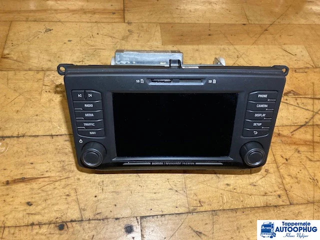 Scania 3155256 – Scania radio – Scania AUS - Système électrique pour Camion: photos 1 Scania 3155256 – Scania radio – Scania AUS - Système électrique pour Camion: photos 1