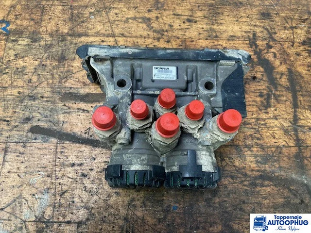 Scania EBS modulator – Scania 2653385 - Système électrique pour Camion: photos 1 Scania EBS modulator – Scania 2653385 - Système électrique pour Camion: photos 1