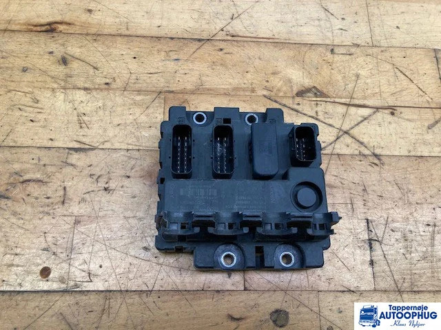 Scania ECU SMS – Scania 3094409 - Bloc de gestion pour Camion: photos 1 Scania ECU SMS – Scania 3094409 - Bloc de gestion pour Camion: photos 1