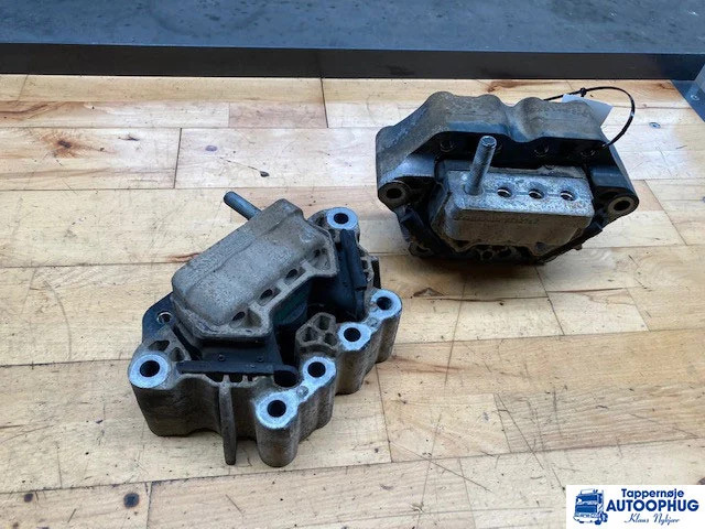 Scania Gearkasse ophæng Scania 2592762 - Boîte de vitesse et pièces pour Camion: photos 1 Scania Gearkasse ophæng Scania 2592762 - Boîte de vitesse et pièces pour Camion: photos 1