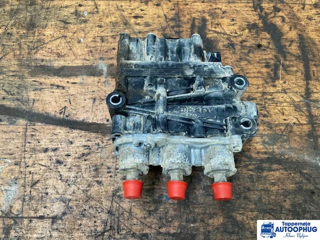 Scania Valve block – Scania 1889795 - Système électrique pour Camion: photos 2 Scania Valve block – Scania 1889795 - Système électrique pour Camion: photos 2