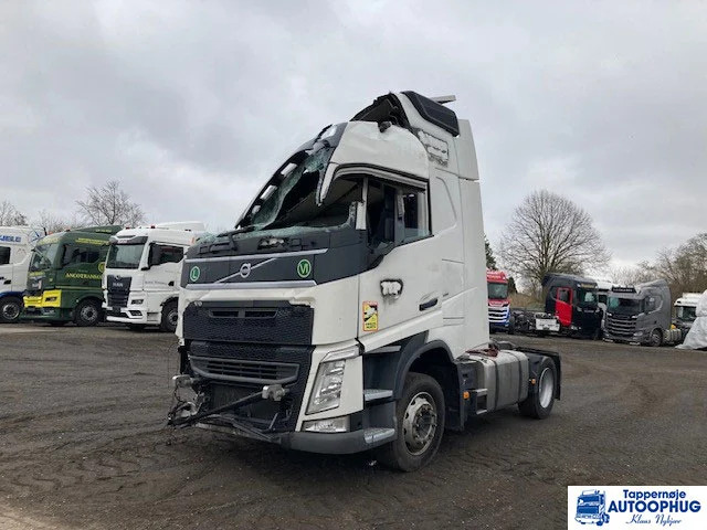 Volvo FH460 4X2 Skadet - Tracteur routier: photos 1 Volvo FH460 4X2 Skadet - Tracteur routier: photos 1