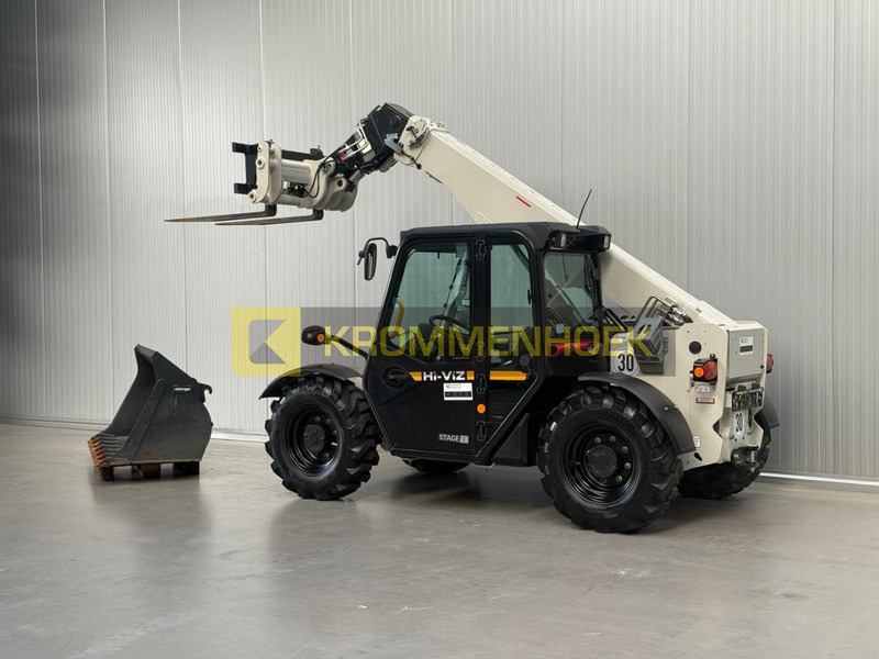 JCB 525-60 Demo - Chariot télescopique: photos 3 JCB 525-60 Demo - Chariot télescopique: photos 3