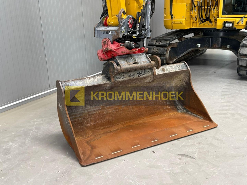 Pelle sur chenille Komatsu PC 138 US-11 Rototilt: photos 8