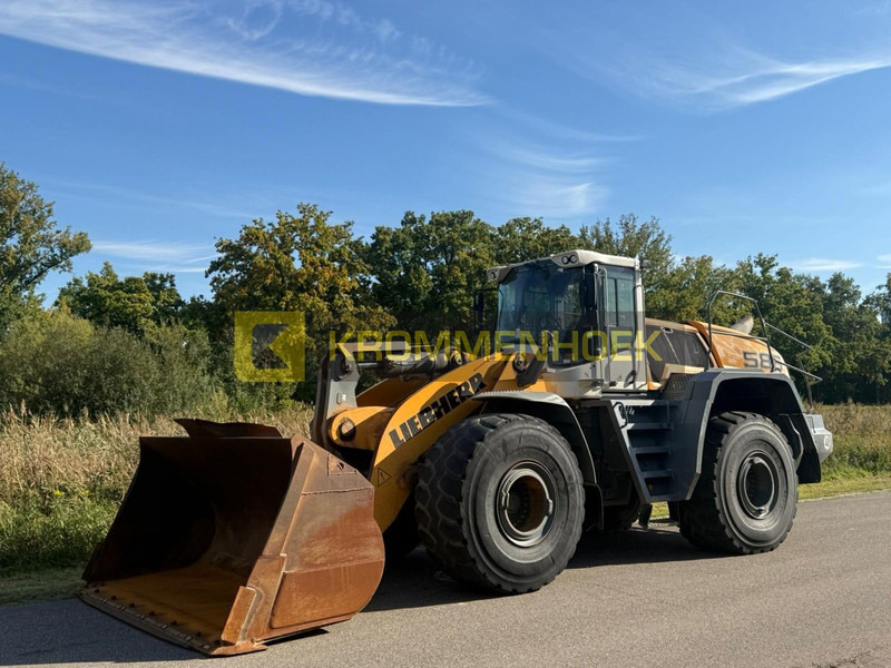 Liebherr L 586 Xpower - Chargeuse sur pneus: photos 2 Liebherr L 586 Xpower - Chargeuse sur pneus: photos 2