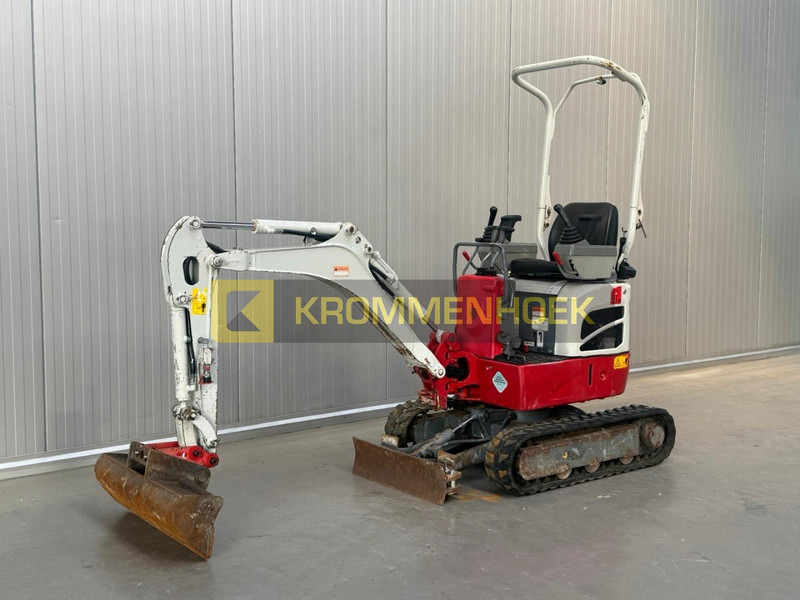 Takeuchi TB 210 R - Mini pelle: photos 2 Takeuchi TB 210 R - Mini pelle: photos 2