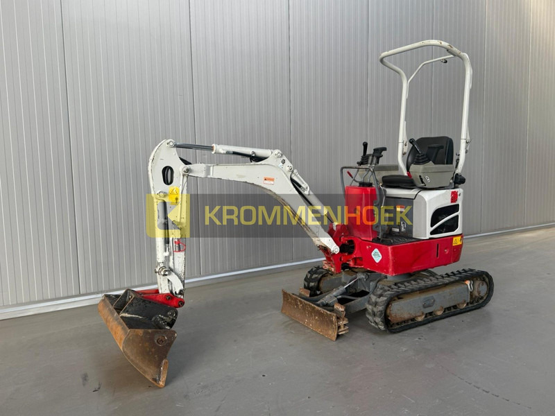 Takeuchi TB 210 R - Mini pelle: photos 2 Takeuchi TB 210 R - Mini pelle: photos 2