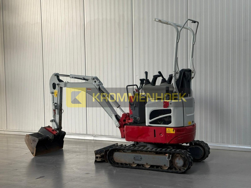 Takeuchi TB 210 R - Mini pelle: photos 3 Takeuchi TB 210 R - Mini pelle: photos 3