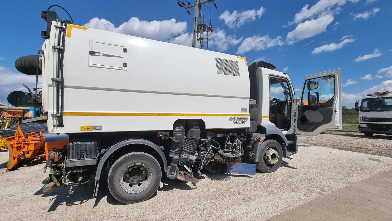 DAF LF220 - Balayeuse de voirie: photos 3 DAF LF220 - Balayeuse de voirie: photos 3