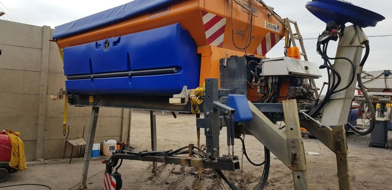 Epandeur de sable pour Véhicule de voirie/ Spécial Schmidt Solarko piaskarka SCHMIDT STRATOS 5m3: photos 8