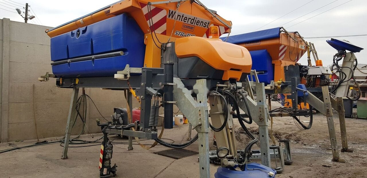 Epandeur de sable pour Véhicule de voirie/ Spécial Schmidt Solarko piaskarka SCHMIDT STRATOS 5m3: photos 7