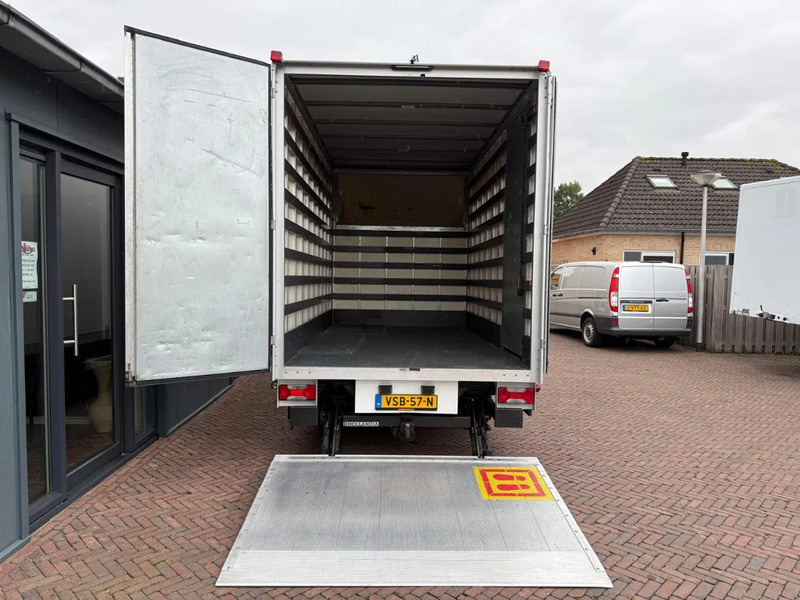 Iveco Daily 35C17 Automaat Cam Dhol. laadk Trekha. 3 zits Airco Navi - Fourgon grand volume: photos 5 Iveco Daily 35C17 Automaat Cam Dhol. laadk Trekha. 3 zits Airco Navi - Fourgon grand volume: photos 5