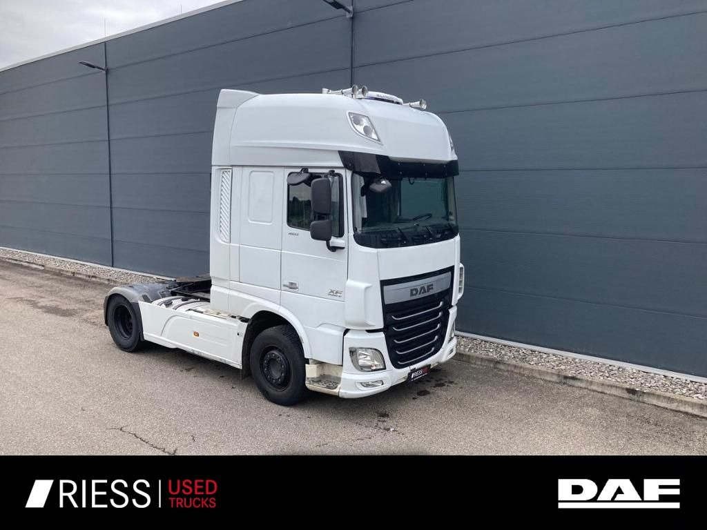 DAF XF 460 FT Super Space Cab Retarder - Tracteur routier: photos 1 DAF XF 460 FT Super Space Cab Retarder - Tracteur routier: photos 1