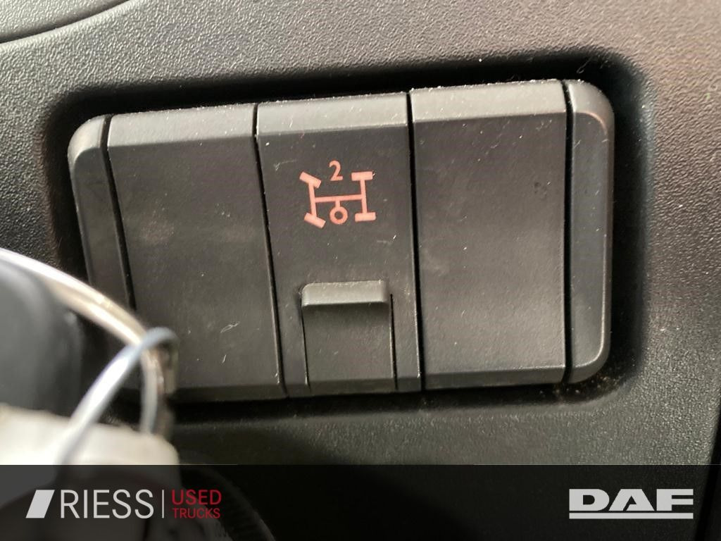 Tracteur routier DAF XF 480 FT Super Space Cab Intarder / Nebenantrie DAF XF 480 FT Super Space Cab Intarder / Nebenantrie: photos 17 Tracteur routier DAF XF 480 FT Super Space Cab Intarder / Nebenantrie DAF XF 480 FT Super Space Cab Intarder / Nebenantrie: photos 17