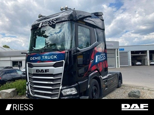 DAF XG 530 FT Vollluft Leder Kamera SpurH DAF XG 530 FT Vollluft Leder Kamera - Tracteur routier: photos 1 DAF XG 530 FT Vollluft Leder Kamera SpurH DAF XG 530 FT Vollluft Leder Kamera - Tracteur routier: photos 1
