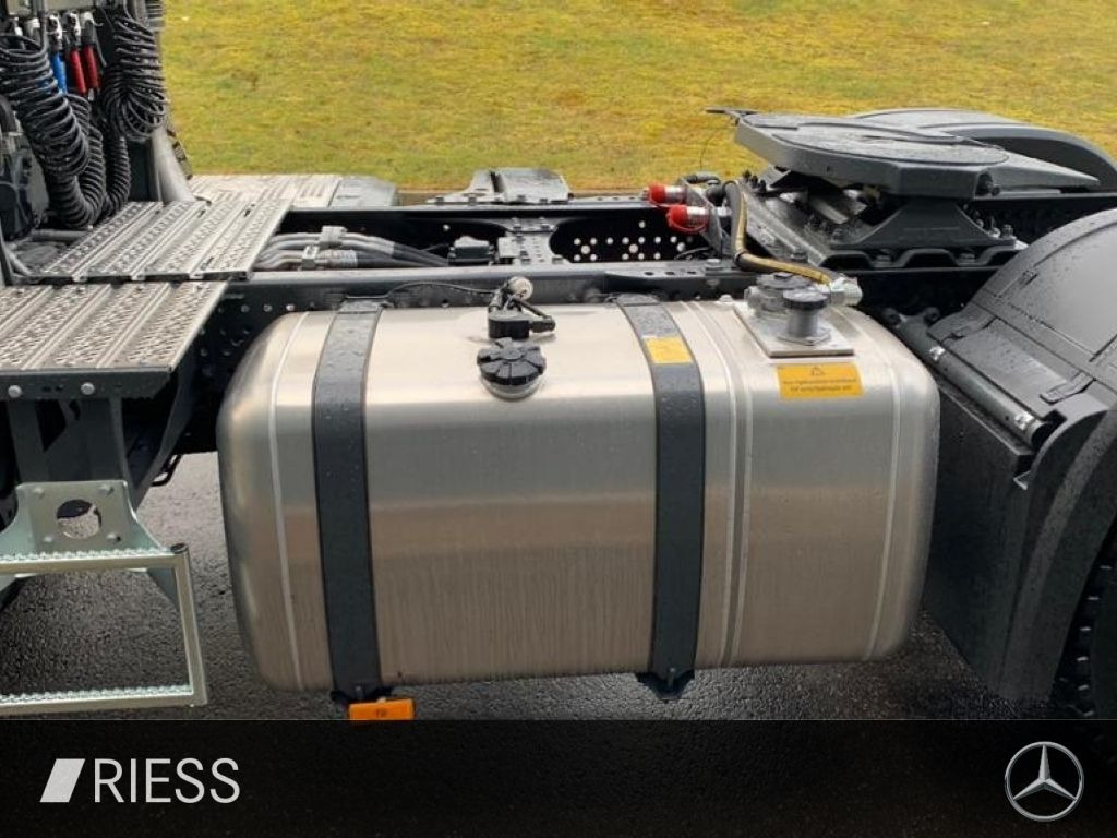 Mercedes-Benz Actros 1851 LS HAD Kipphydraulik ACC AHK AUT LED - Tracteur routier: photos 5 Mercedes-Benz Actros 1851 LS HAD Kipphydraulik ACC AHK AUT LED - Tracteur routier: photos 5