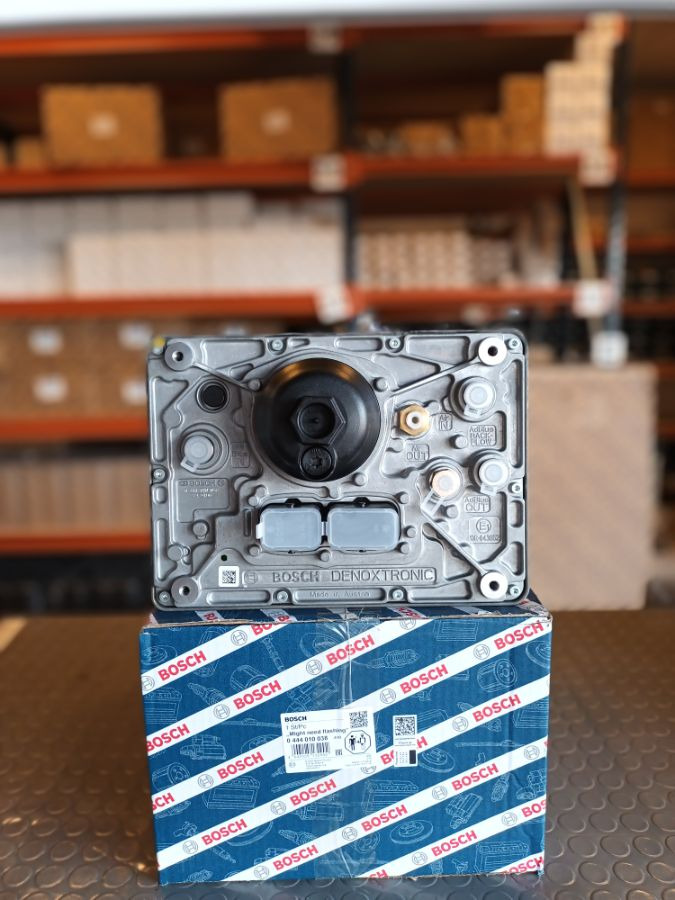 SCANIA ADBLUE PUMP - 0 444 010 038 - Système d'échappement pour Camion: photos 1 SCANIA ADBLUE PUMP - 0 444 010 038 - Système d'échappement pour Camion: photos 1