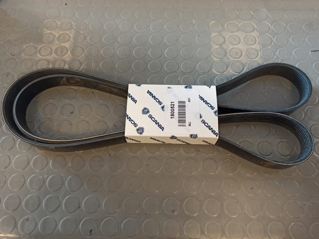 SCANIA POLY-V-BELT - 1800523 - Courroie pour Camion: photos 1 SCANIA POLY-V-BELT - 1800523 - Courroie pour Camion: photos 1