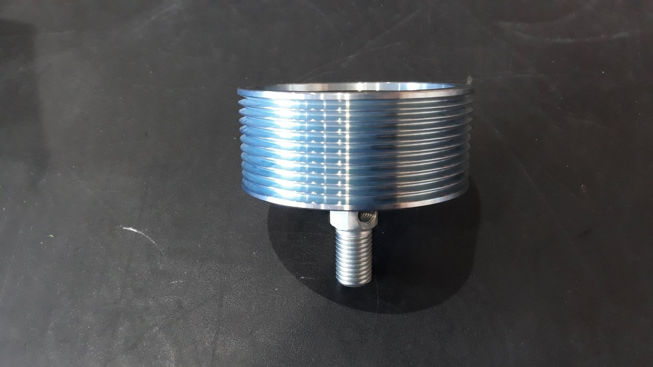 VOLVO BELT TENSINOR WHEEL 22089601 - Tendeur de courroie pour Camion: photos 3 VOLVO BELT TENSINOR WHEEL 22089601 - Tendeur de courroie pour Camion: photos 3