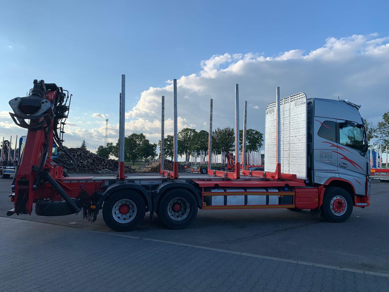 VOLVO FH16 650 - Camion grumier: photos 4 VOLVO FH16 650 - Camion grumier: photos 4