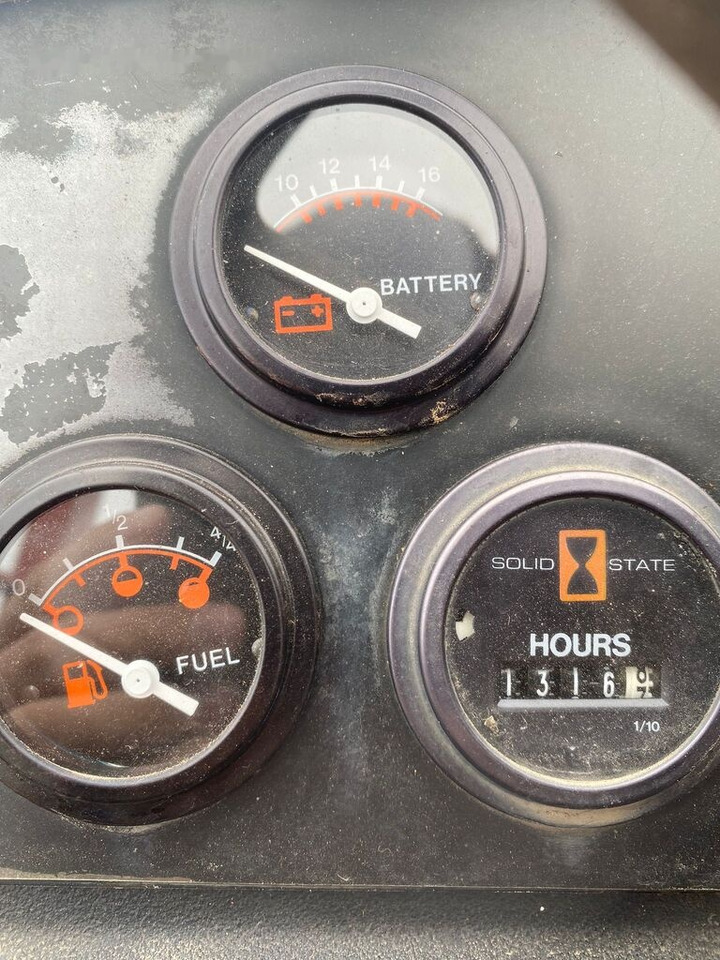 Trancheuse Ditch-Witch RT45: photos 7