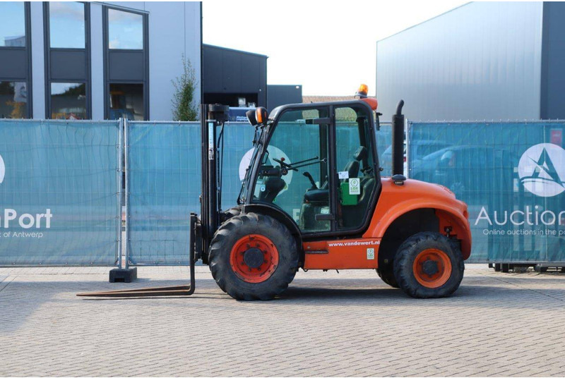 AUSA C250HX4 - Chariot tout terrain: photos 1 AUSA C250HX4 - Chariot tout terrain: photos 1