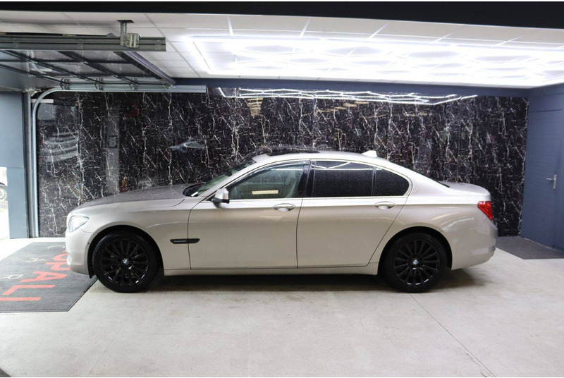 BMW 7 Serie 750i XDRIVE - Berline: photos 2 BMW 7 Serie 750i XDRIVE - Berline: photos 2