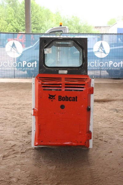 Bobcat S70 - Chargeuse sur pneus: photos 4 Bobcat S70 - Chargeuse sur pneus: photos 4