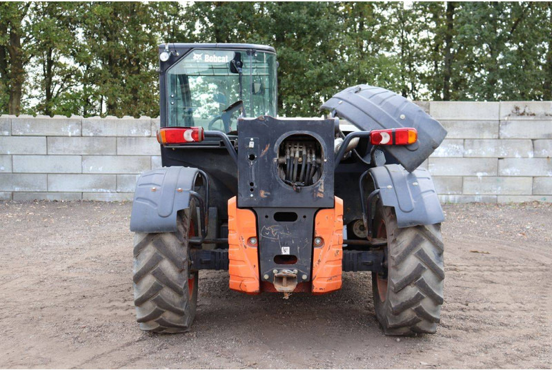 Bobcat TL470X - Chariot télescopique: photos 5 Bobcat TL470X - Chariot télescopique: photos 5