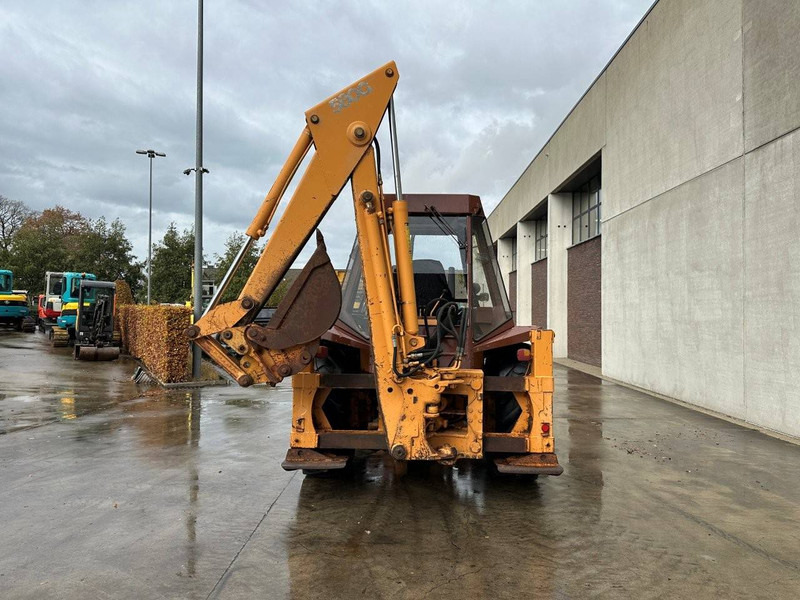 Case 580G - Tractopelle: photos 5 Case 580G - Tractopelle: photos 5