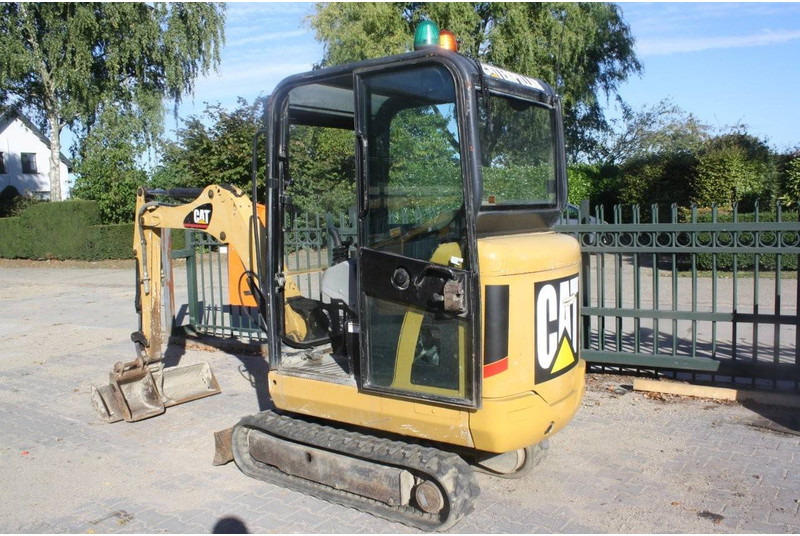 Caterpillar 301.6C - Mini pelle: photos 3 Caterpillar 301.6C - Mini pelle: photos 3