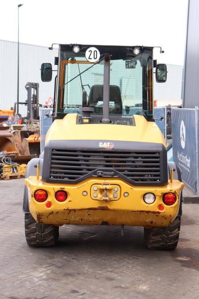 Caterpillar 908M - Chargeuse sur pneus: photos 5 Caterpillar 908M - Chargeuse sur pneus: photos 5