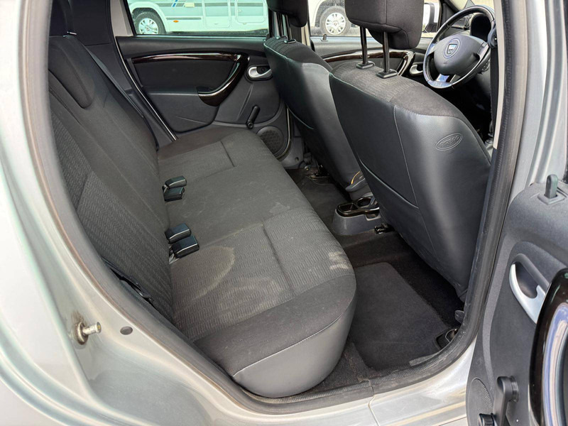 Berline Dacia Duster (I) dCi: photos 12