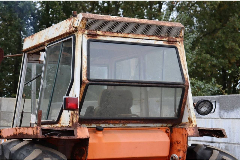 Tracteur agricole Fiat 780/8: photos 16