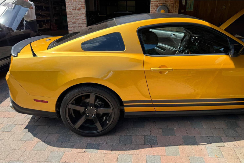 Ford Mustang GT Boss 302 - Berline: photos 4 Ford Mustang GT Boss 302 - Berline: photos 4