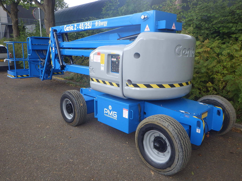 Genie Z-45/25J Bi - Nacelle articulée: photos 2 Genie Z-45/25J Bi - Nacelle articulée: photos 2