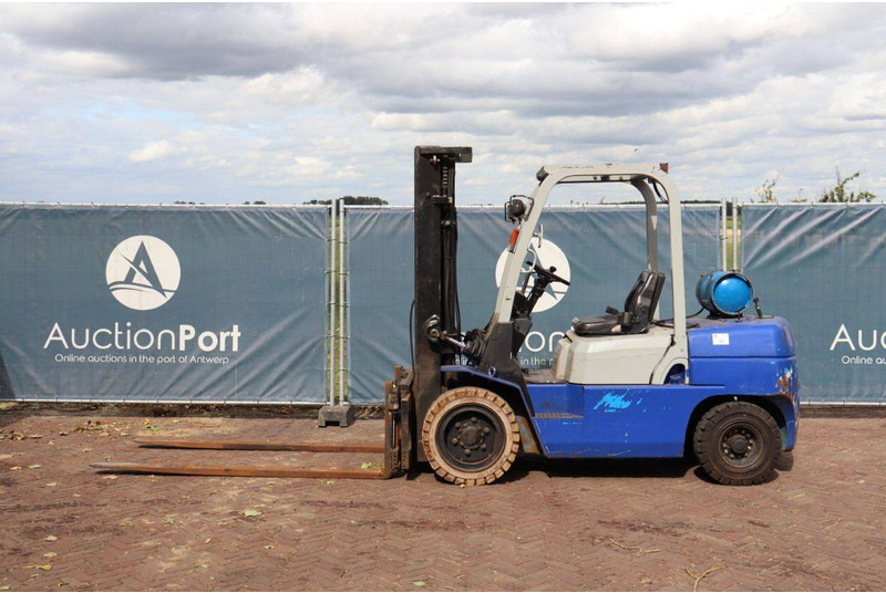 Hangcha CPQD35N RW11A-Y - Chariot élévateur à gaz: photos 2 Hangcha CPQD35N RW11A-Y - Chariot élévateur à gaz: photos 2